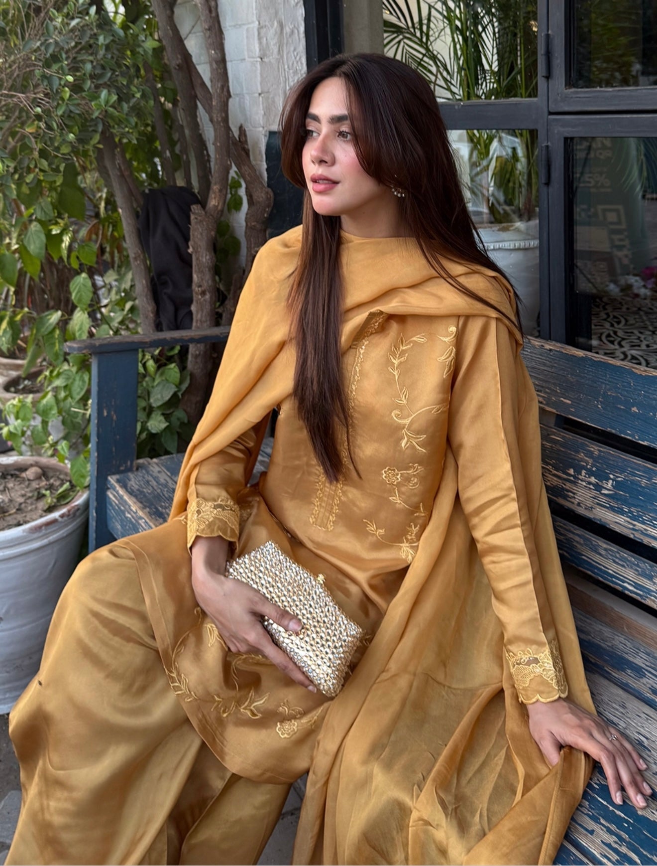 Gold Farshi set