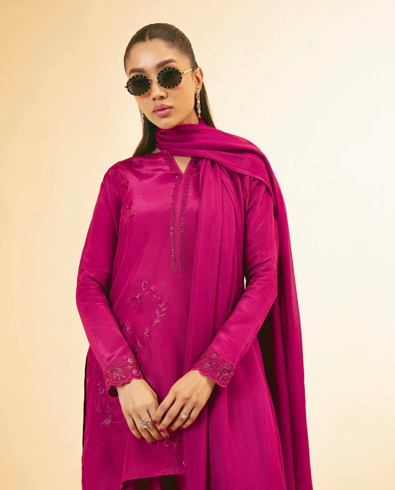 Rose Farshi set