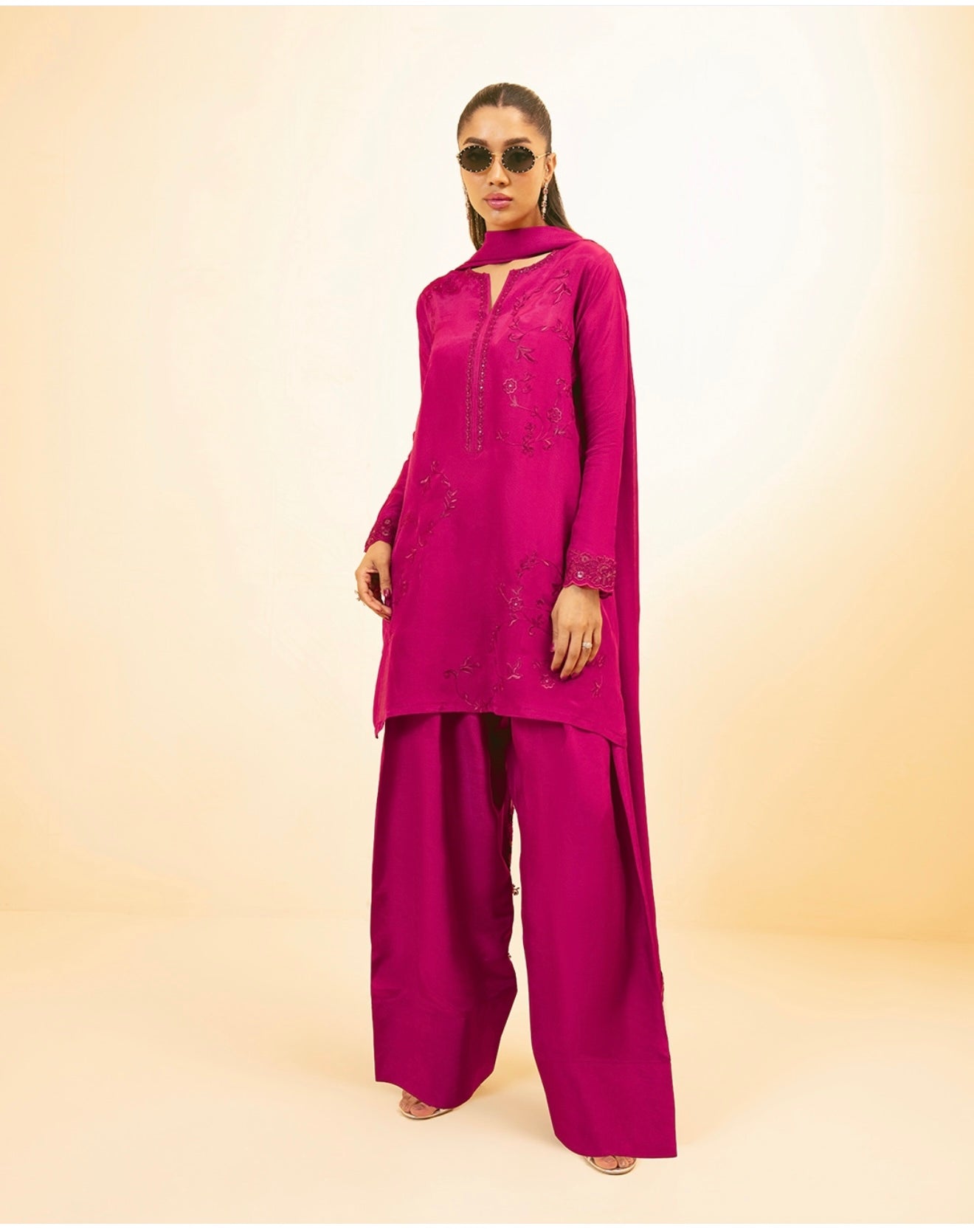Rose Farshi set