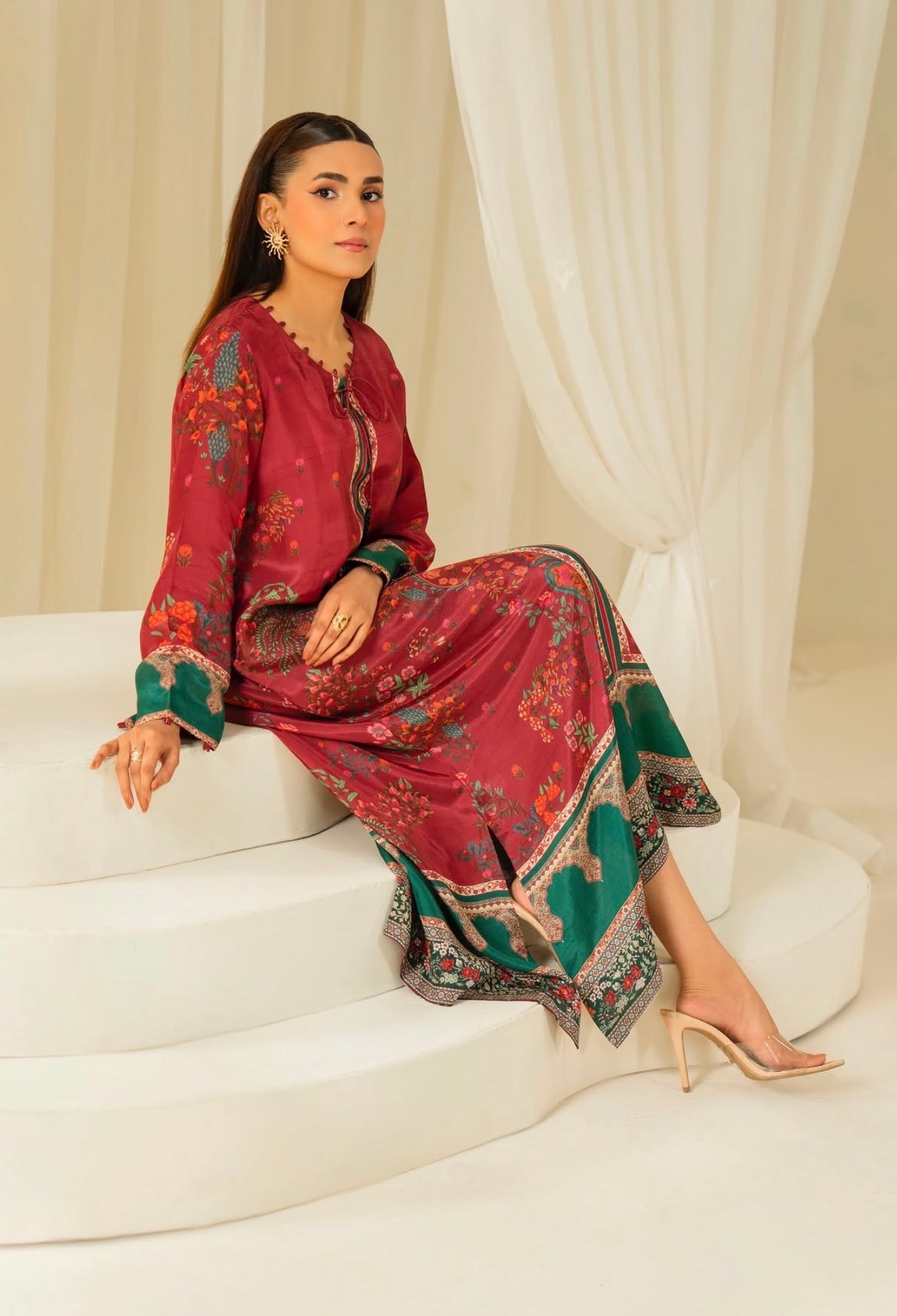 The Scarlet kaftan