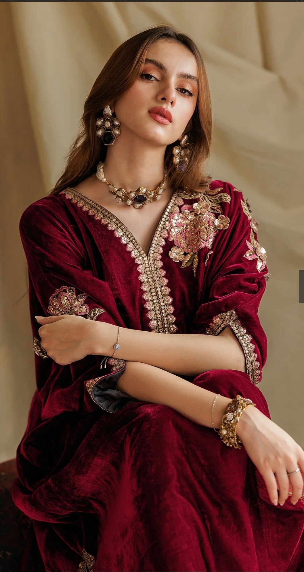 2-PC EMBROIDERED VELVET KAFTAAN WITH SILK TROUSER VVT-5-17 RED