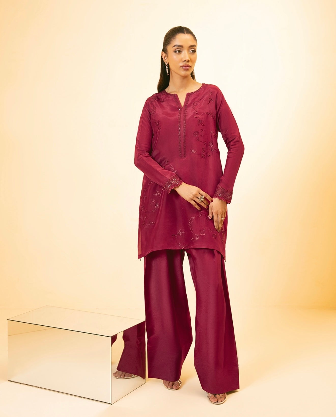 Red Farshi Set