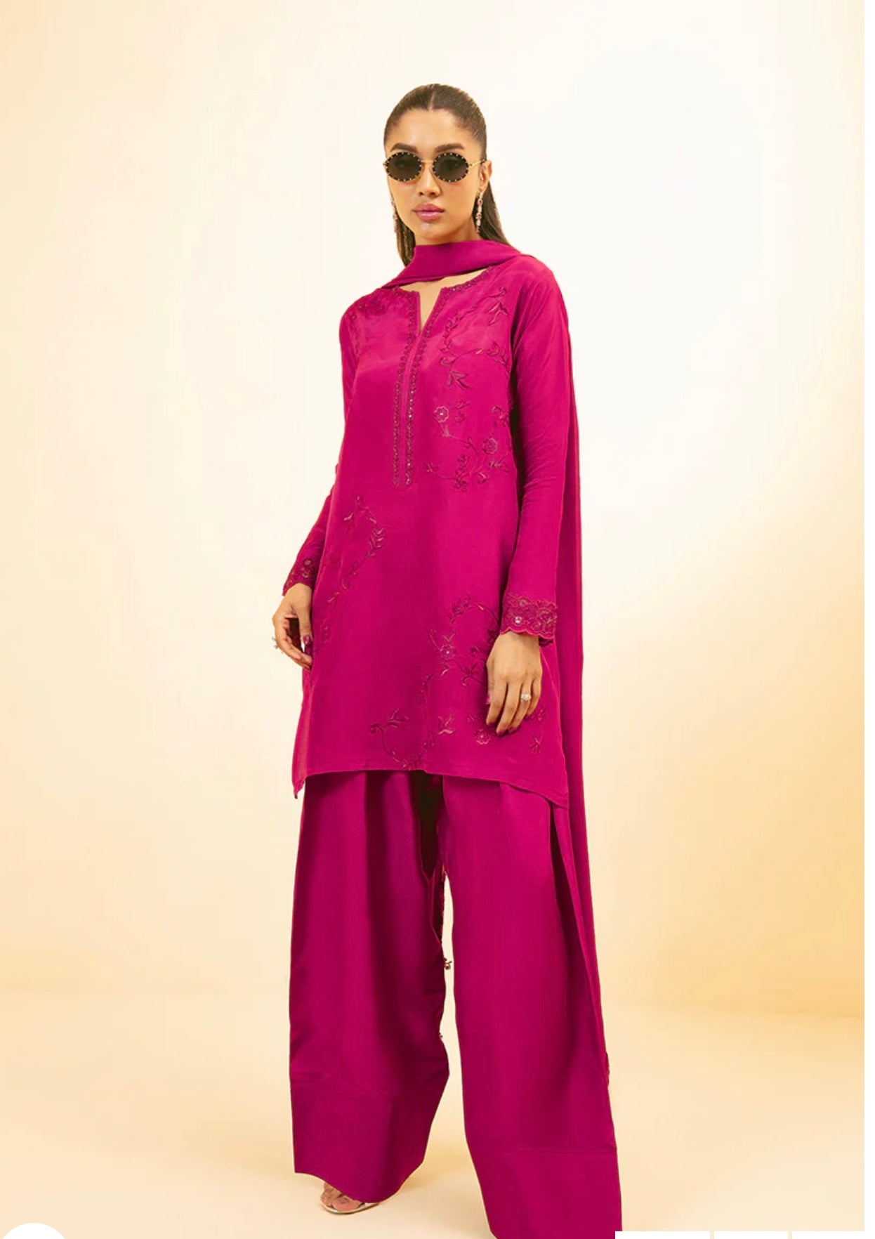 Rose Farshi set
