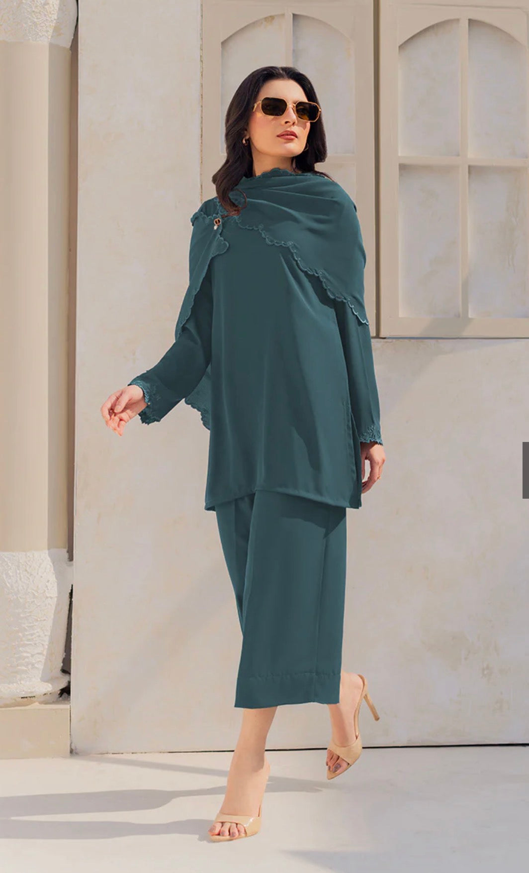 Taalia Teal