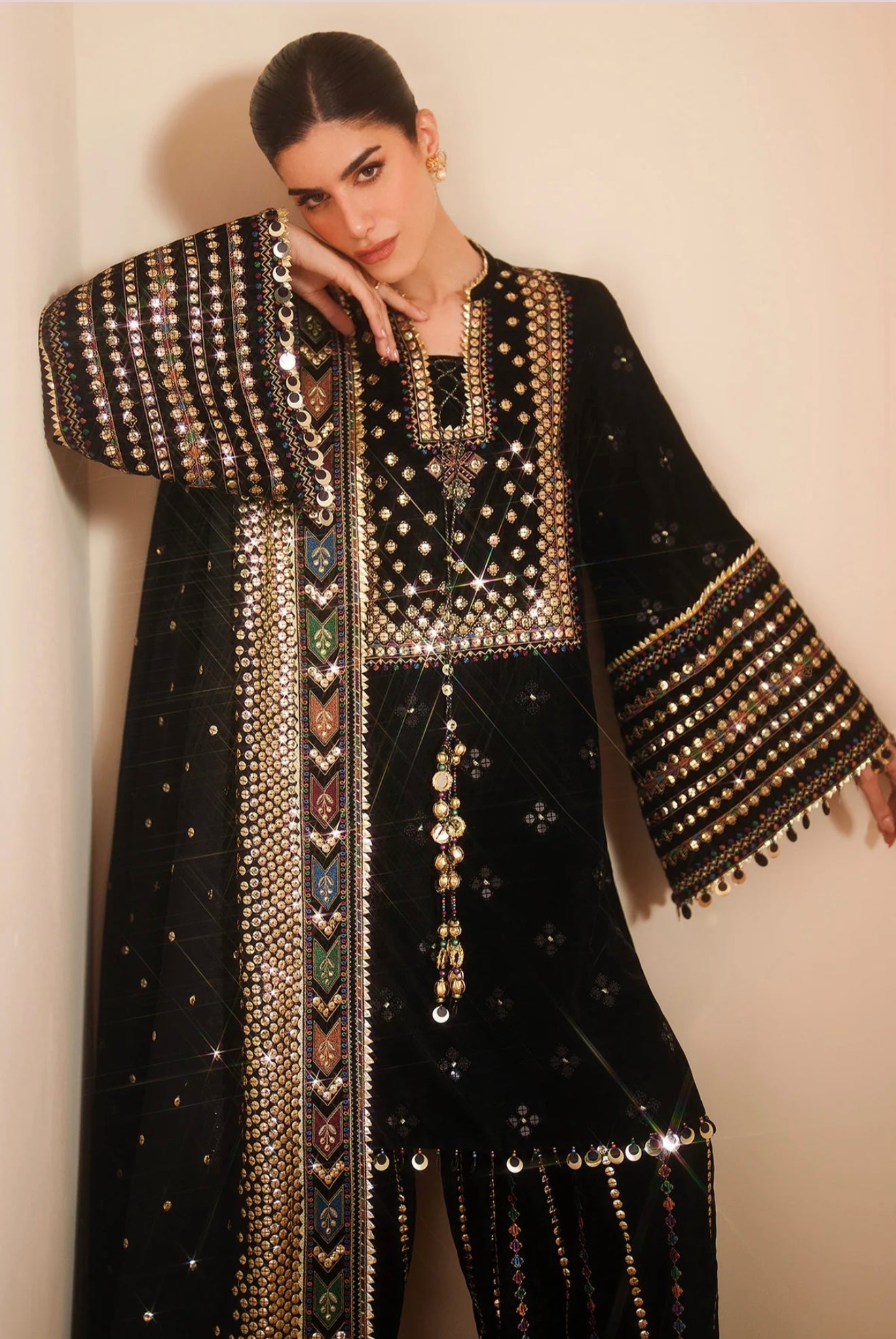 EMBROIDERED VELVET FORMAL VVF D-5