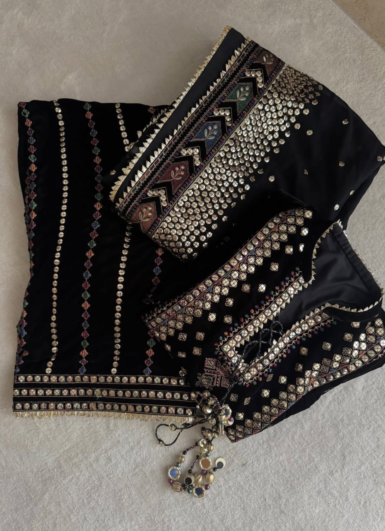 EMBROIDERED VELVET FORMAL VVF D-5