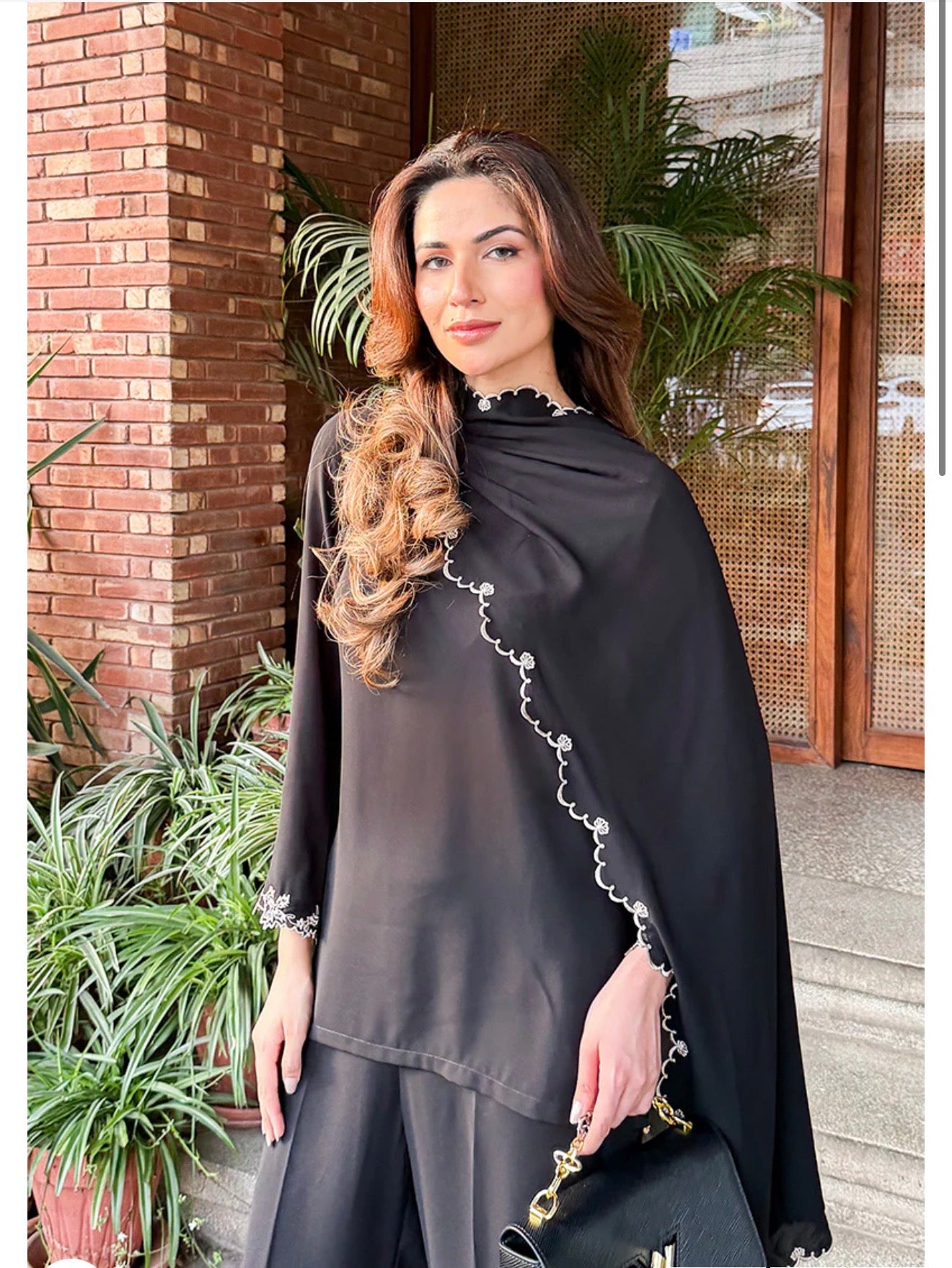 Noir Drape