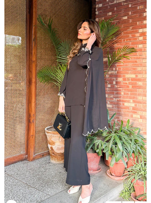 Noir Drape